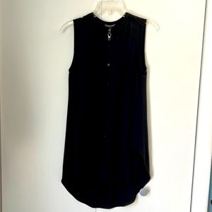 Eileen Fisher NWT high-low tunic. Buttons down front. Black. Sz PS/PP.